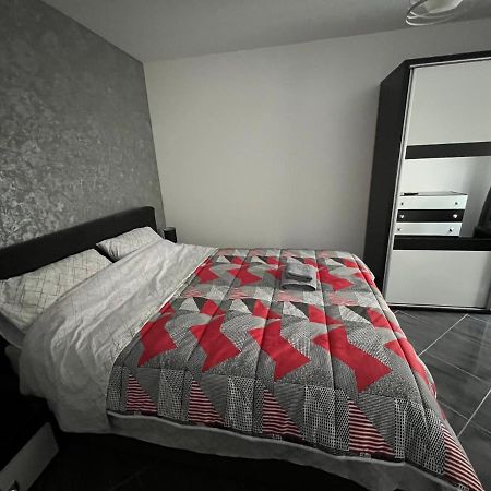 Apartament Spatios, Zona Centrala In Iasi Apartment Exterior photo