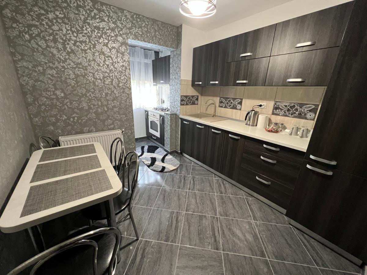 Apartament Spatios, Zona Centrala In Iasi Apartment Exterior photo